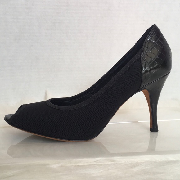 Donald J Pliner Zobra Heels - Picture 6 of 10